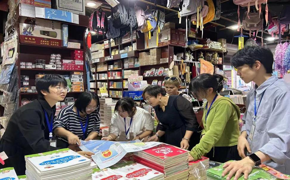 經開區自然資源和規劃分局 加強監督檢查，規范使用地圖，一點都不能錯